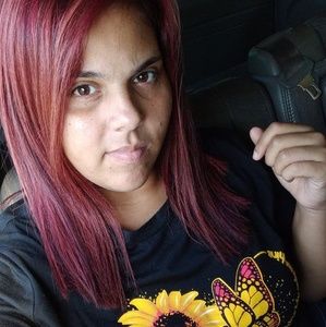 Meet your Posher, Daisynan